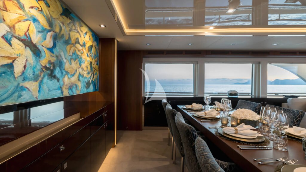 ORIZZONTE - formal dining room