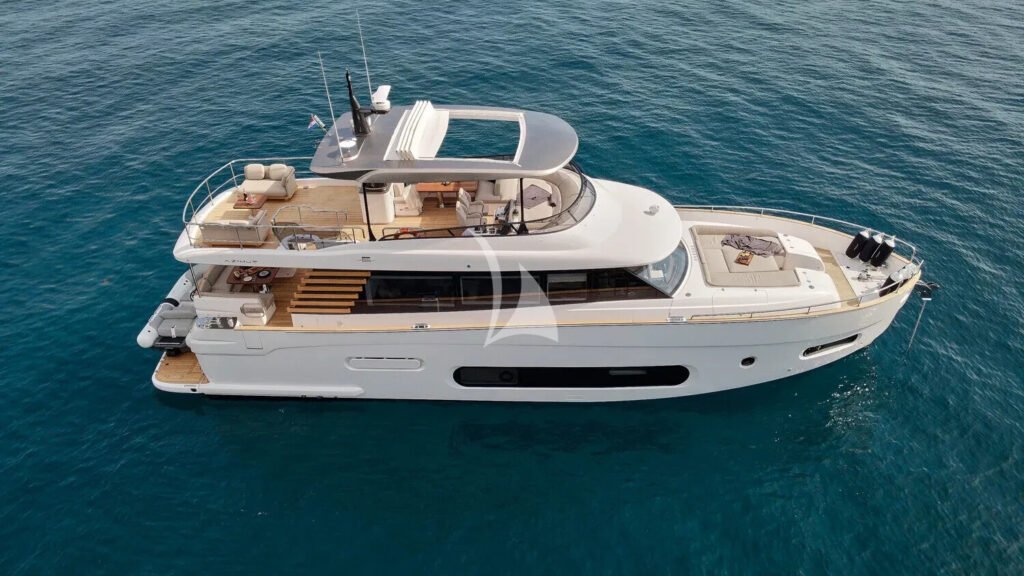 Princess M - Profile at anchor