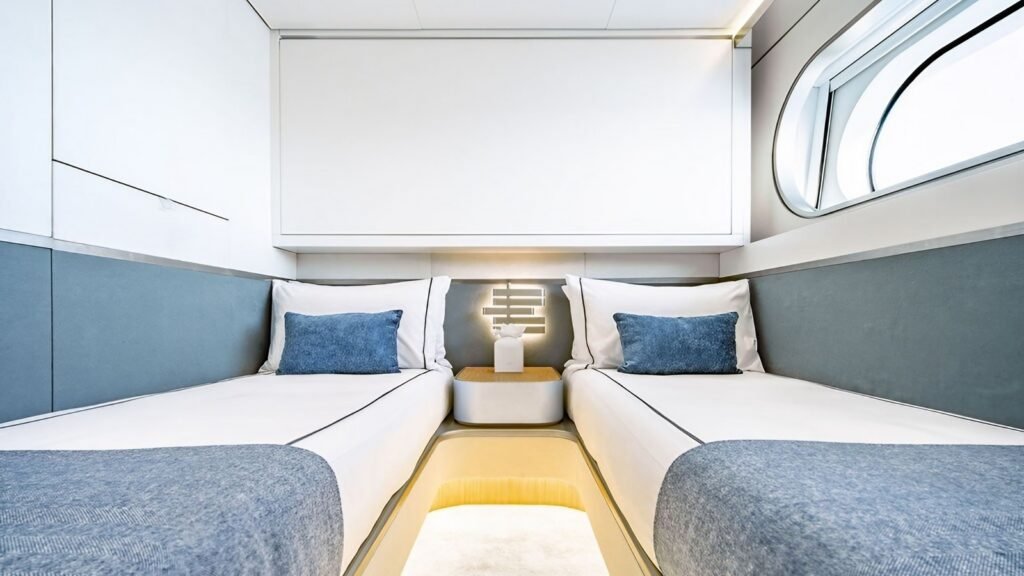 PROPOSITION yacht for charter