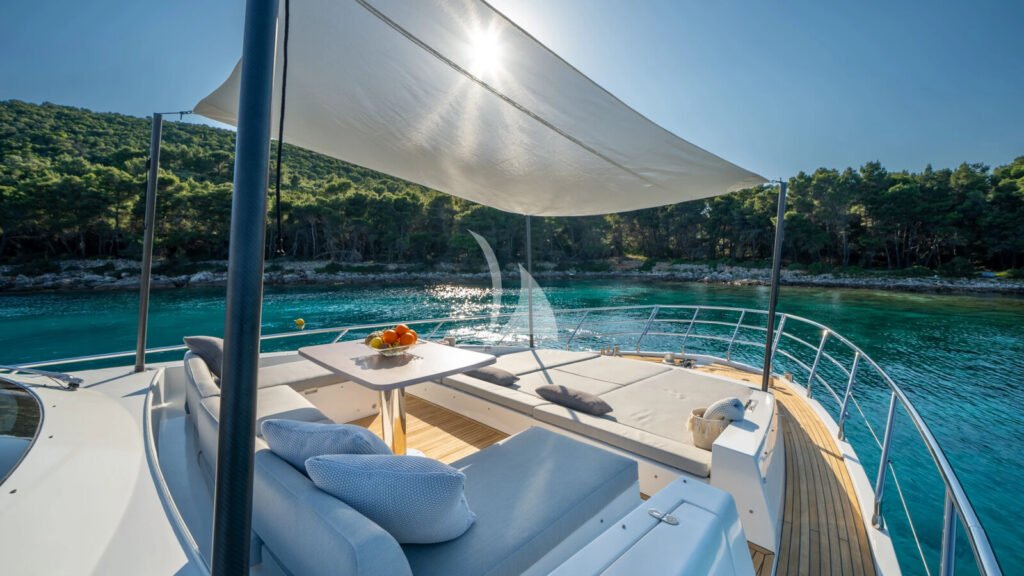 Relax of Croatia - Foredeck lounge