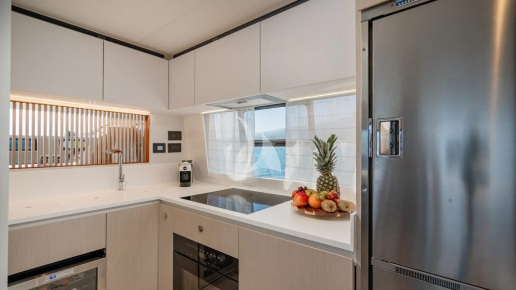 SBK yacht charter photo
