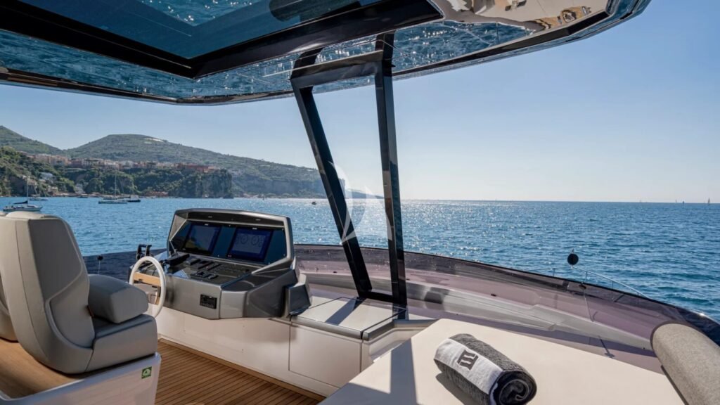 SEA DIAMOND Wheelhouse