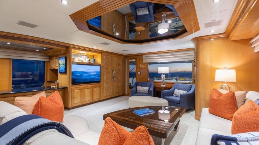 SEAQUEST - Salon Lounge