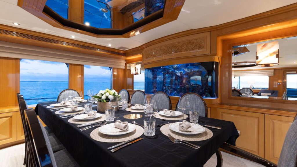 SEAQUEST - Formal Dining