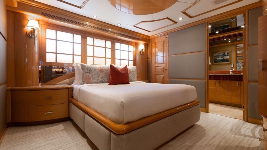 SEAQUEST - VIP Stateroom