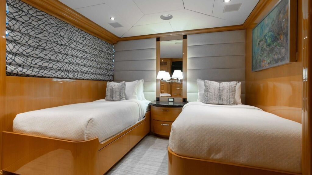 SEAQUEST - Twin Stateroom