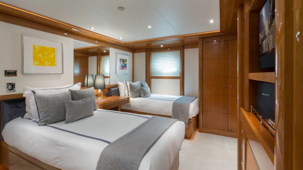 Sheherazade twin guest cabin
