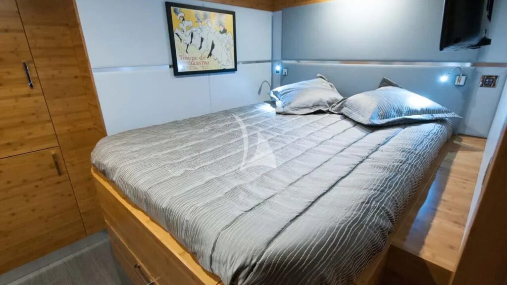 Skylark - Double cabin