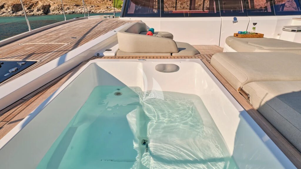Sol Madinina - Deck jacuzzi