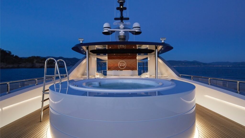 M/Y Spring sundeck jacuzzi and bar