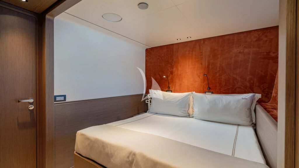 TWINS VIP stateroom
