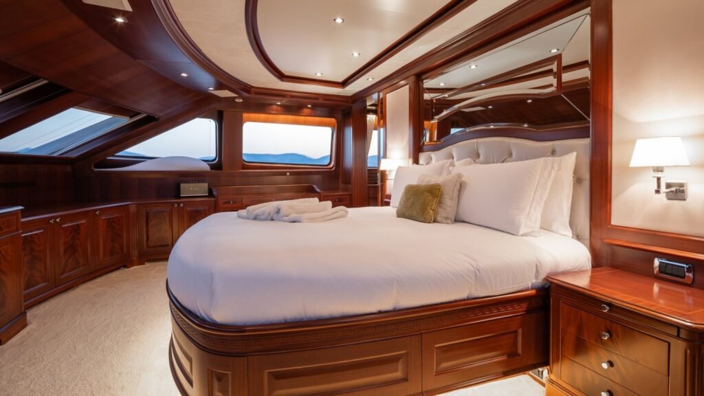 VIRTUE - Master cabin