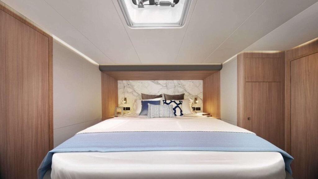 VIP cabin on board ANDARE OLTRE