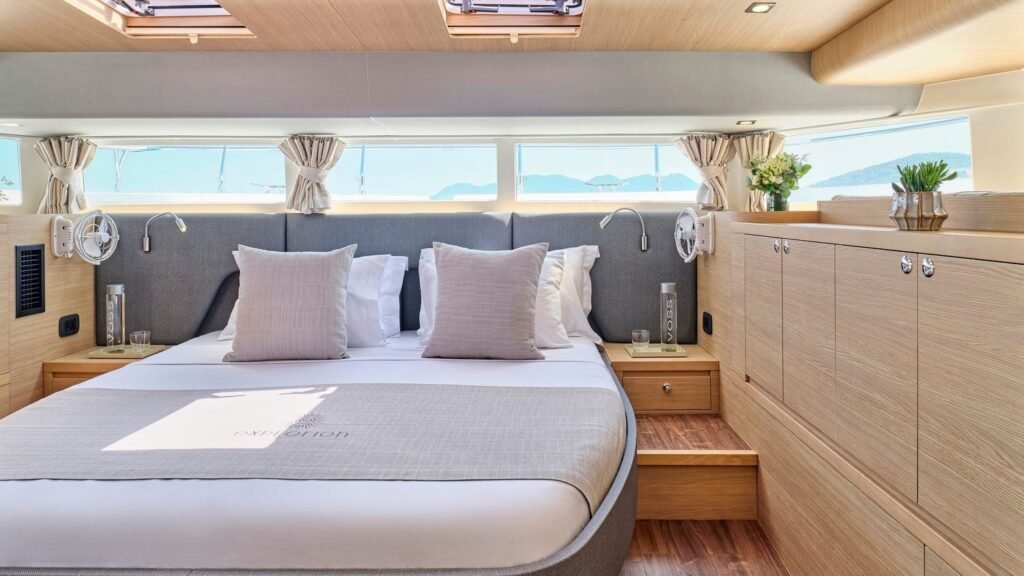 Explorion master cabin