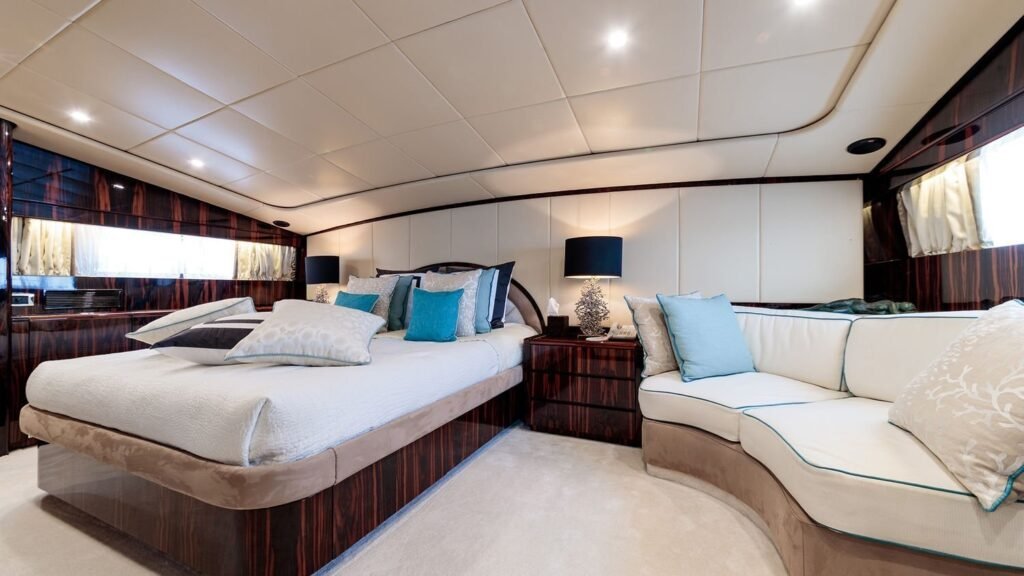 Hemilea master cabin