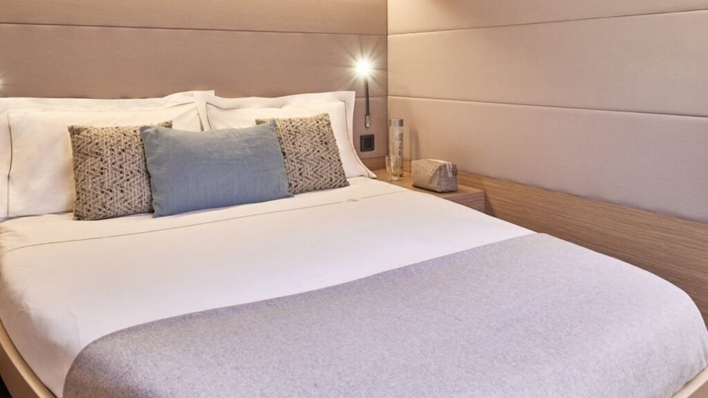 Double cabin on board LULU
