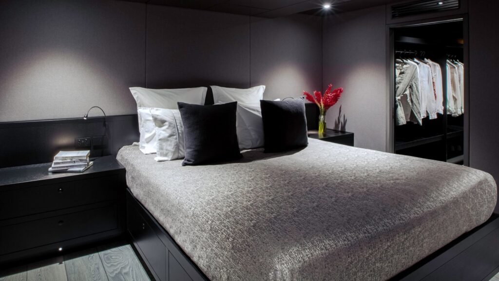 2B master stateroom