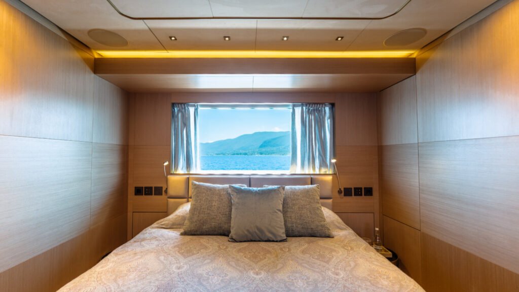 Aily Sanlorenzo yacht for charter