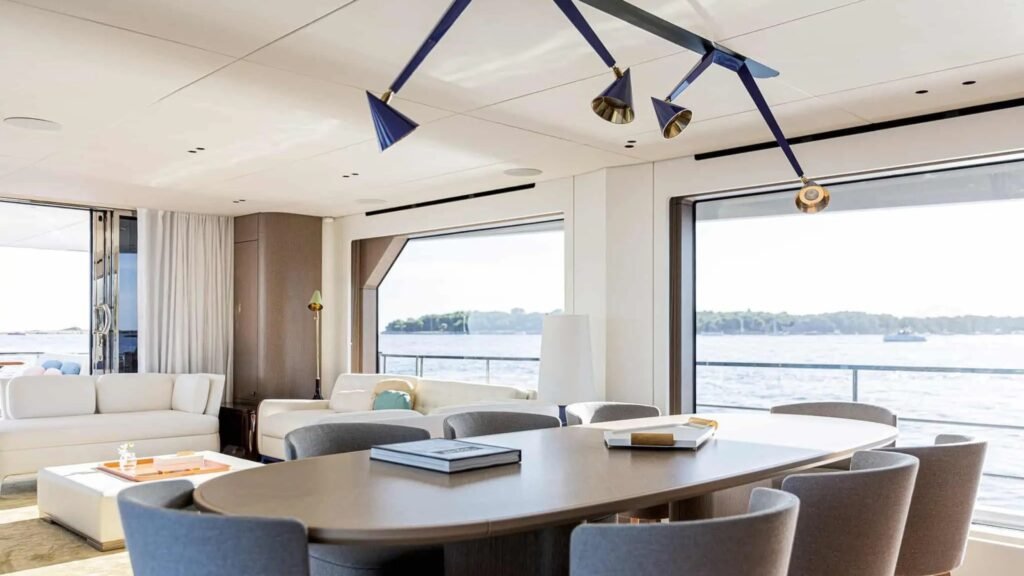 ALADDIN SANE Azimut yacht charter - Main Salon Dining