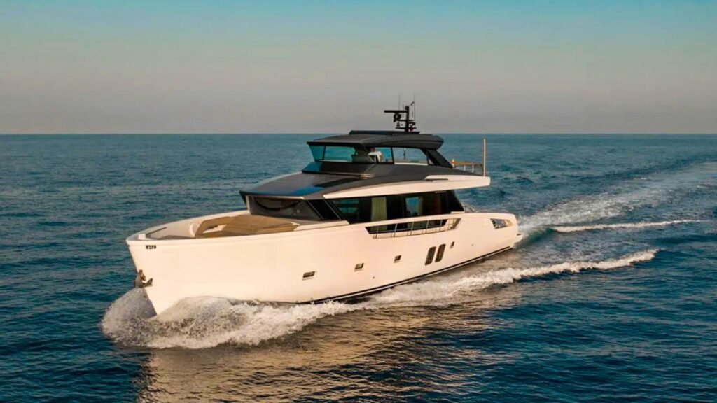ALLEGRIA Sanlorenzo under way