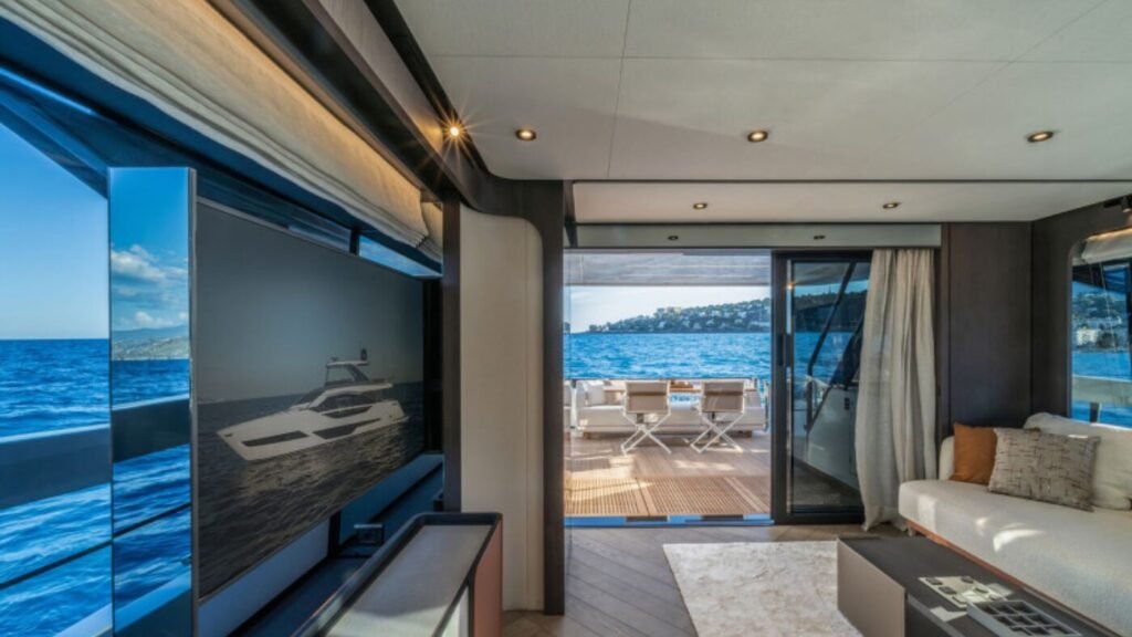 AURORE media and relaxation lounge