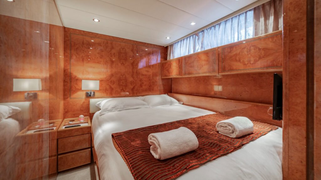 BAOLI guest double cabin