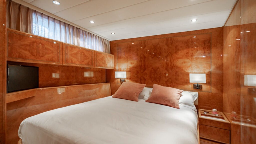 BAOLI guest double cabin