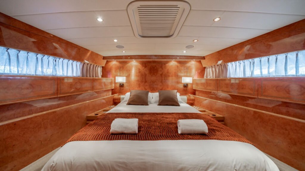 BAOLI master cabin