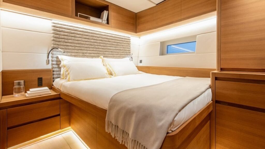 BIANCA Master Stateroom