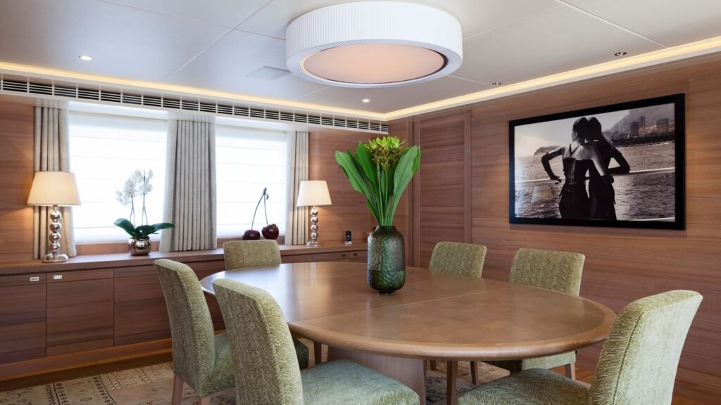 BIJIN Heesen yacht charter - Main Salon Dining