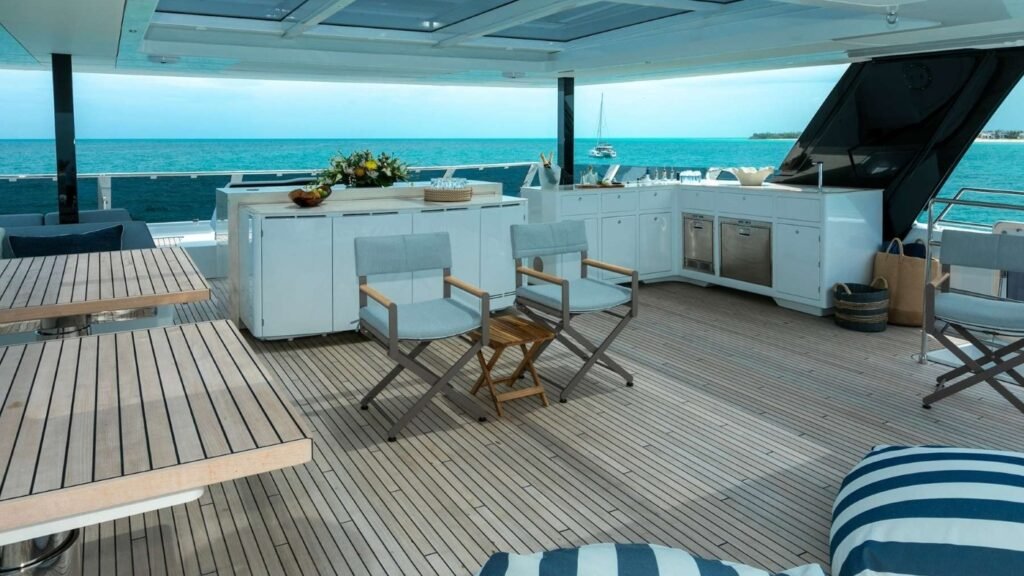 BLESSED exterior galley bar