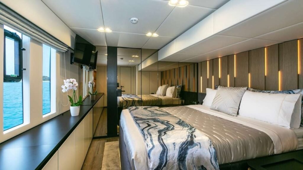 BLESSED owner's suite
