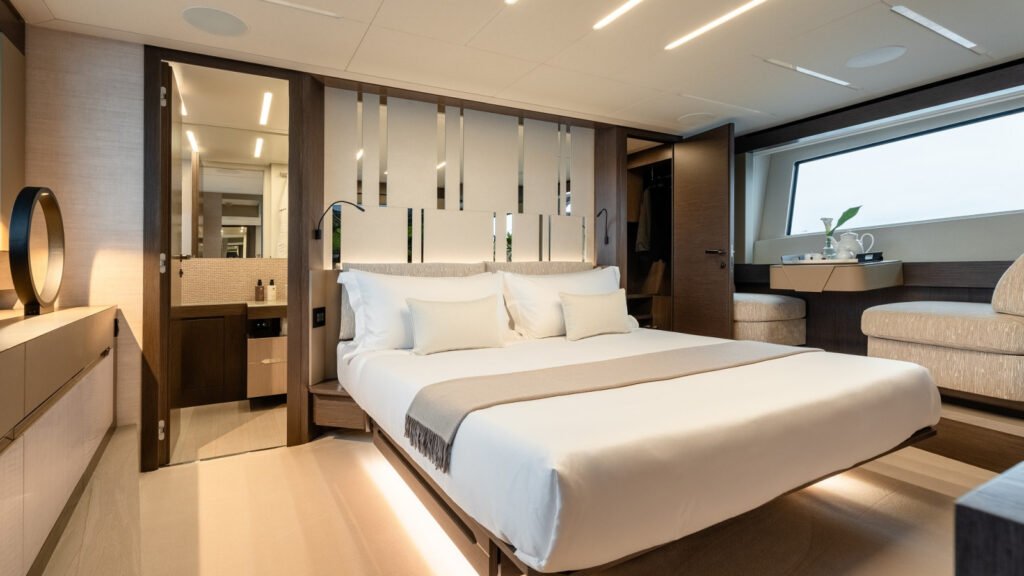 CHERRY VIP stateroom