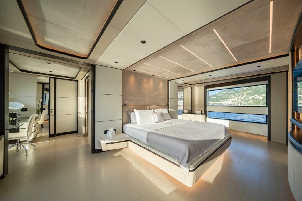 Ocean King Ducale 120 owner's cabin