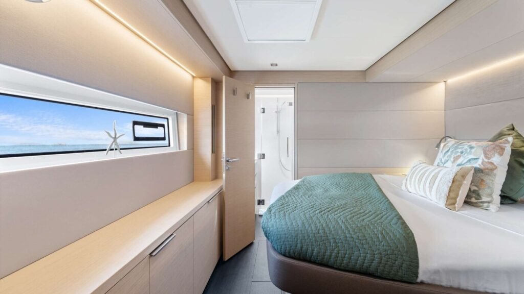 EVENSTAR charter yacht