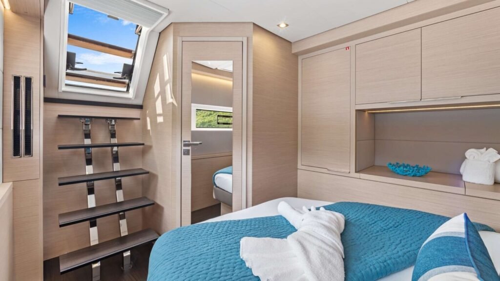 EVENSTAR charter yacht