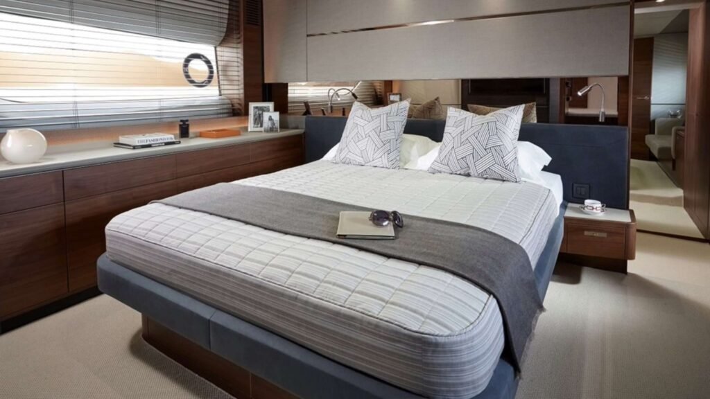 FAR & AWAY Princess yacht charter - Master Suite