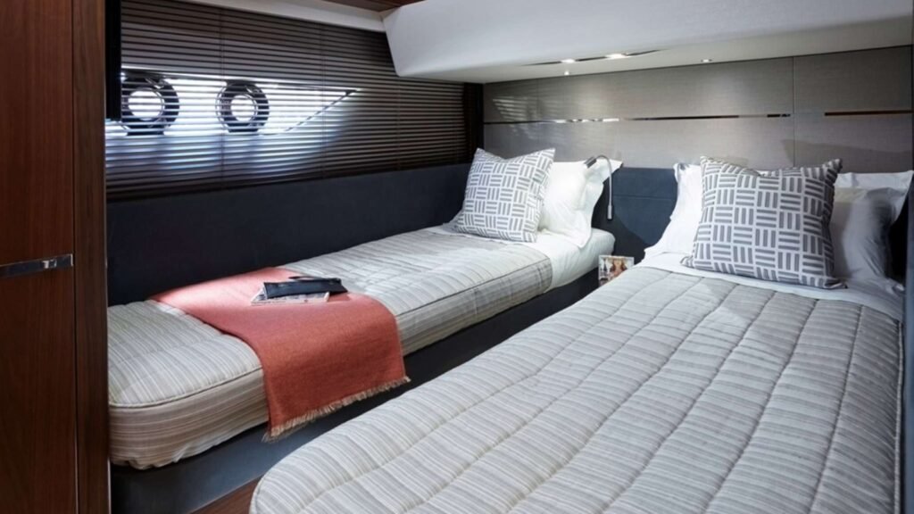 FAR & AWAY Princess yacht charter - Twin Suite