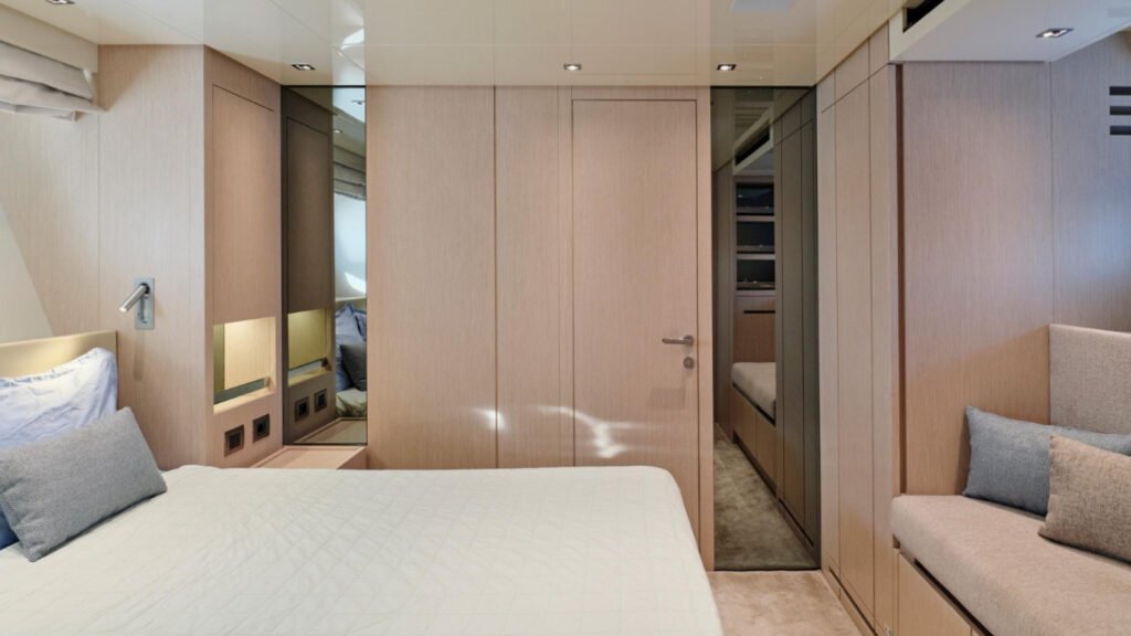 FUQUET DUET Sanlorenzo SX motor yacht 12