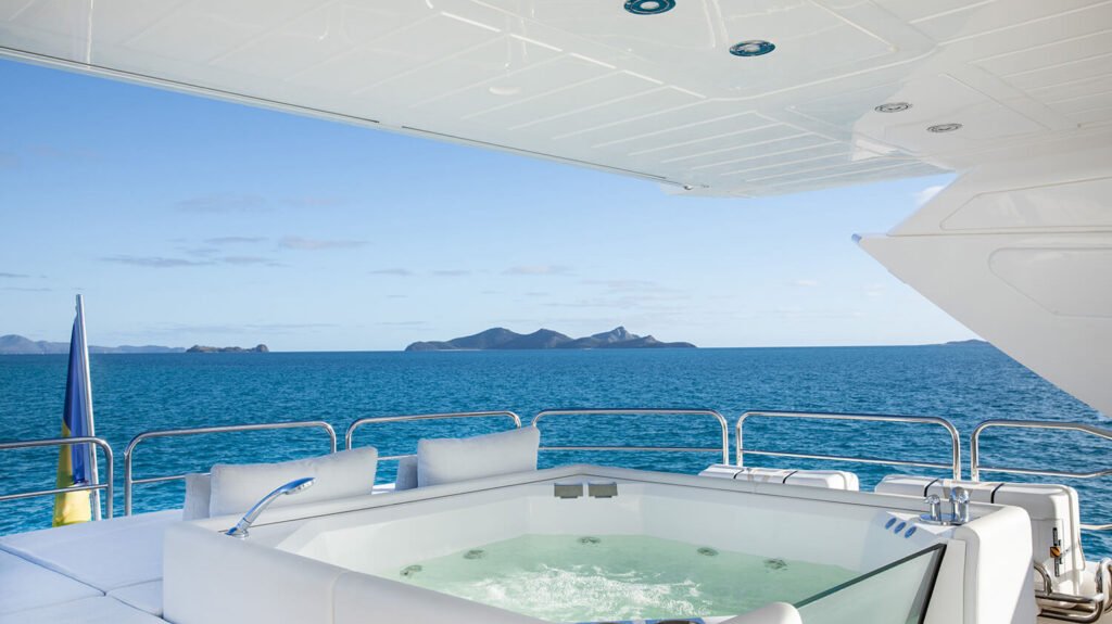 GEORGE P Sunseeker motor yacht - flybridge spa pool