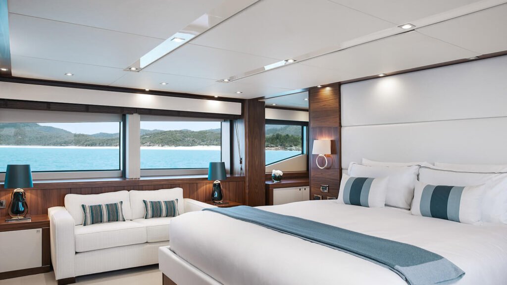 GEORGE P Sunseeker motor yacht - guest cabin