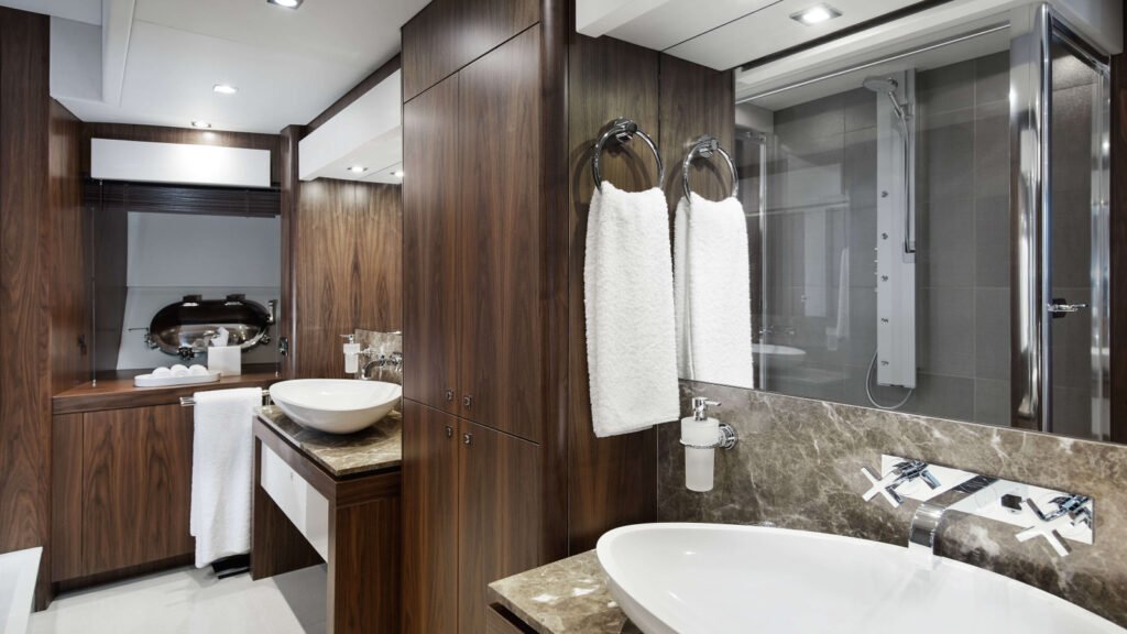 GEORGE P Sunseeker motor yacht - ensuite bathroom