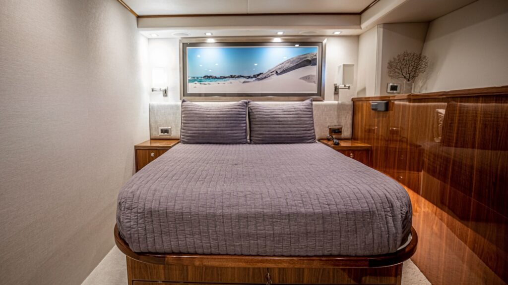 INDIGO double cabin