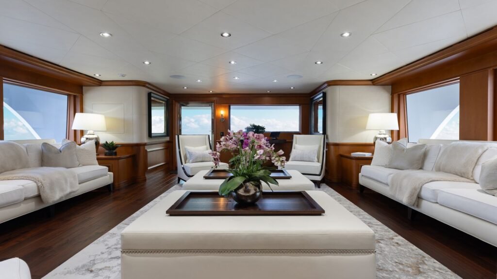 M3 Intermarine yacht for charter