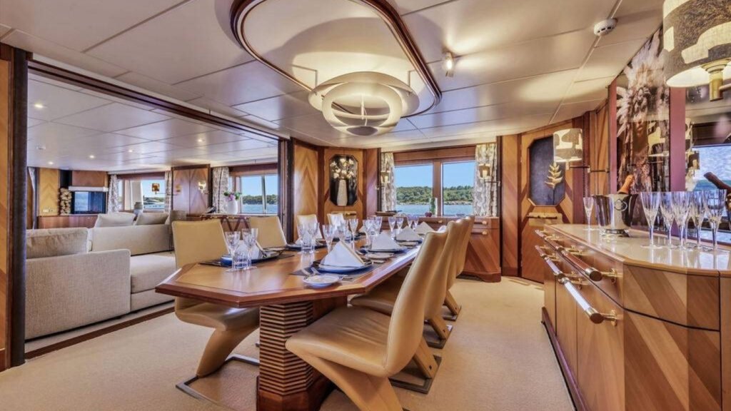 Sheergold Amels Interior Dining Area