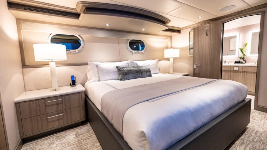 NO BAD IDEAS guest stateroom