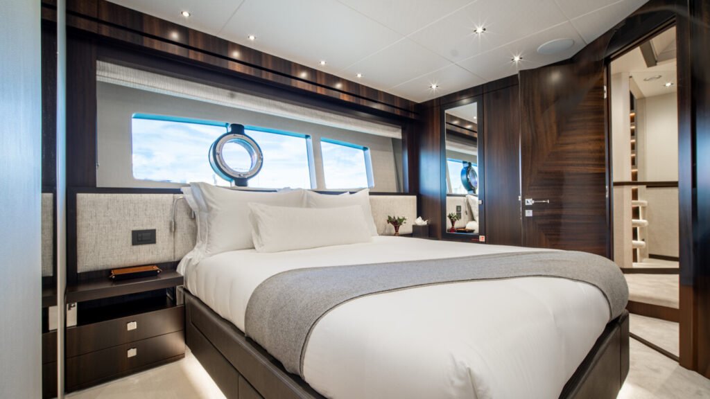 Double Cabin - NIGORA