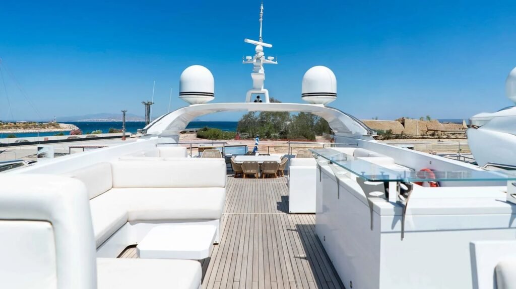 NINO sun deck