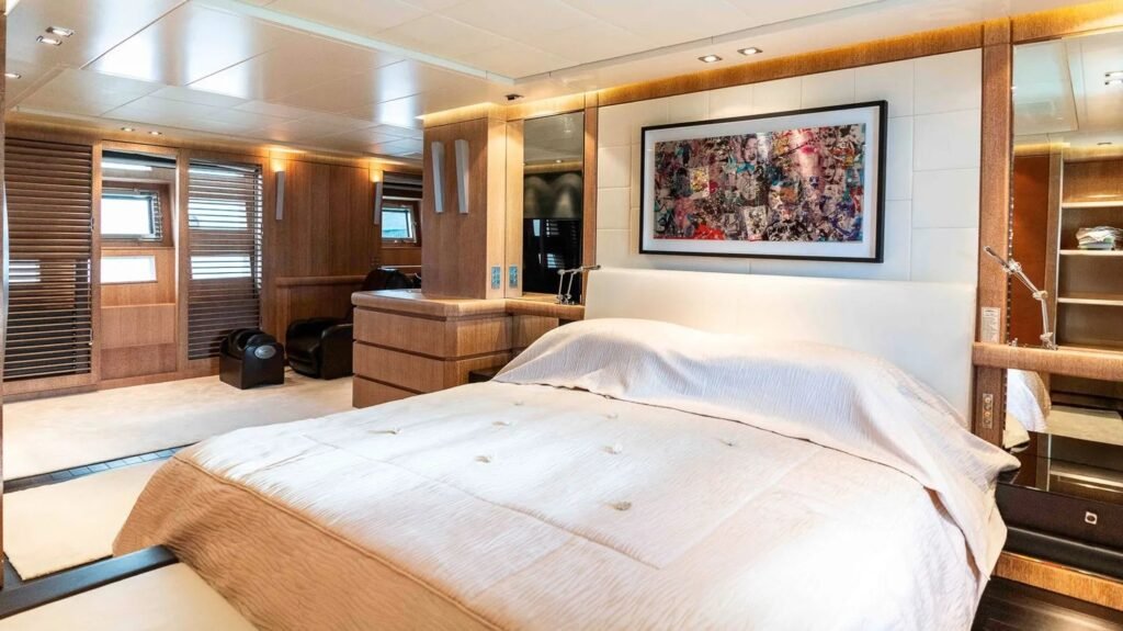 NINO master suite