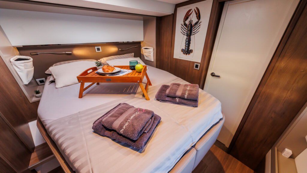 OCEAN LOUNGE guest double cabin